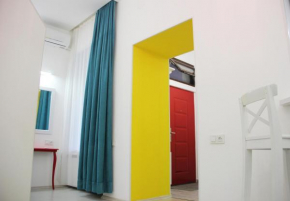 Отель Yellow Apartment  Тбилиси